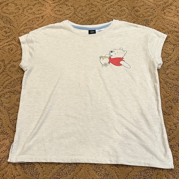 Women’s Winnie the Pooh pajama set 🍯 - Picture 2 of 7